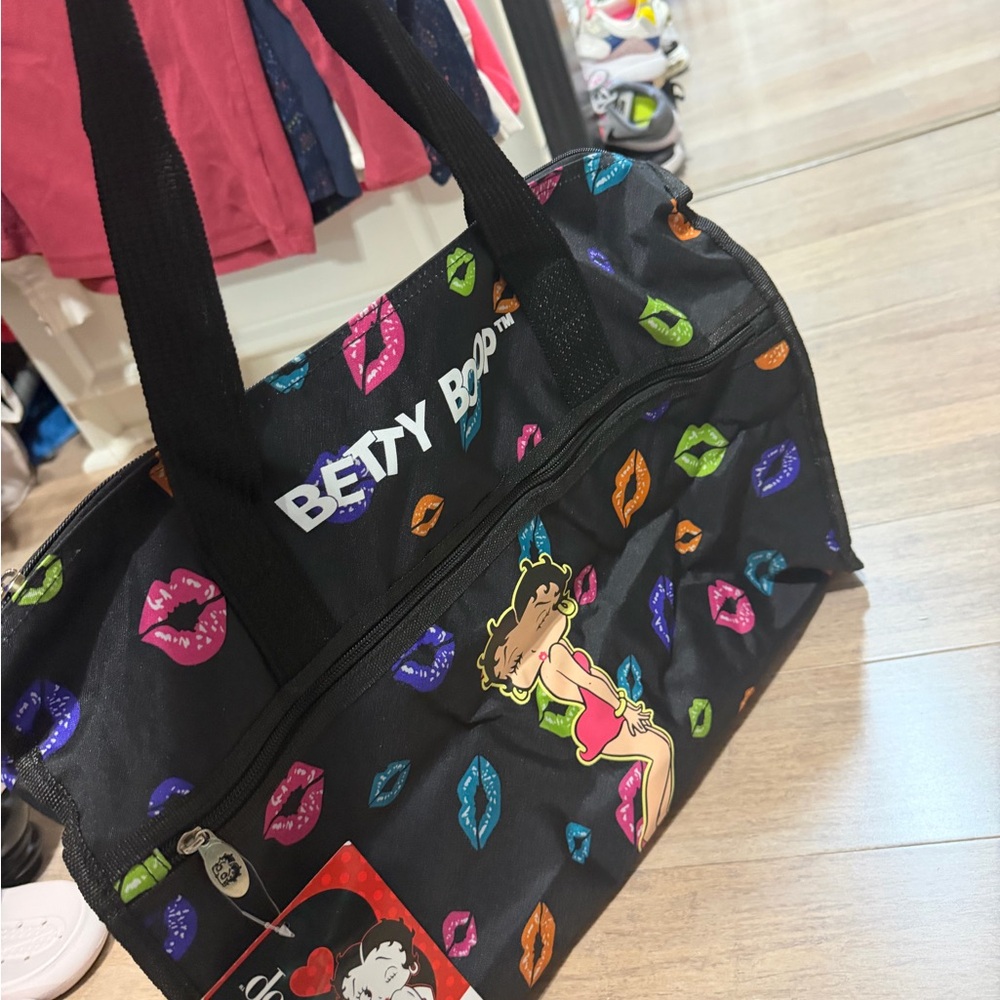 Betty Boop Black Multicolor Kiss-Print Tote - Picture 4 of 5
